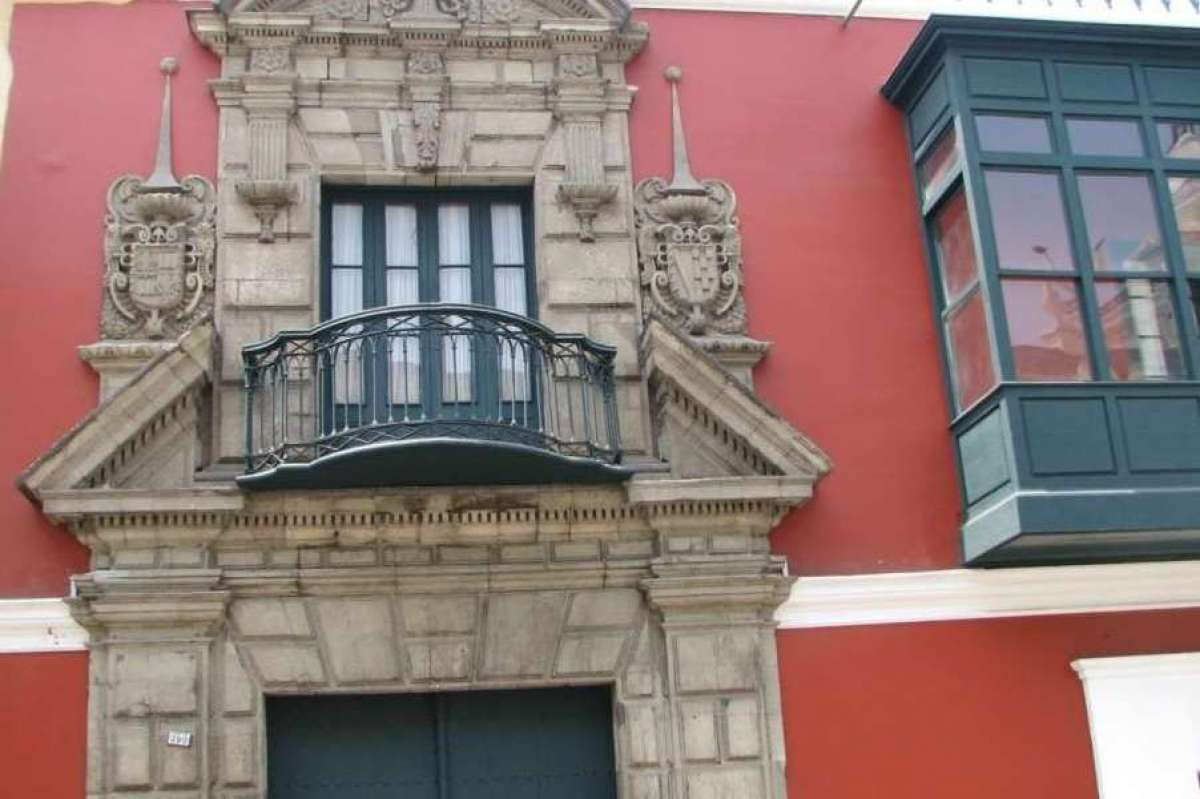 Pilatos House