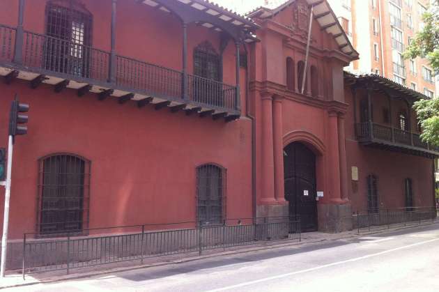 Manso de Velasco House
