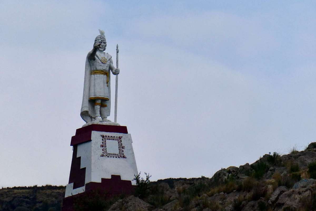 Huaisapata Park (in Cotahuasi Canyon)