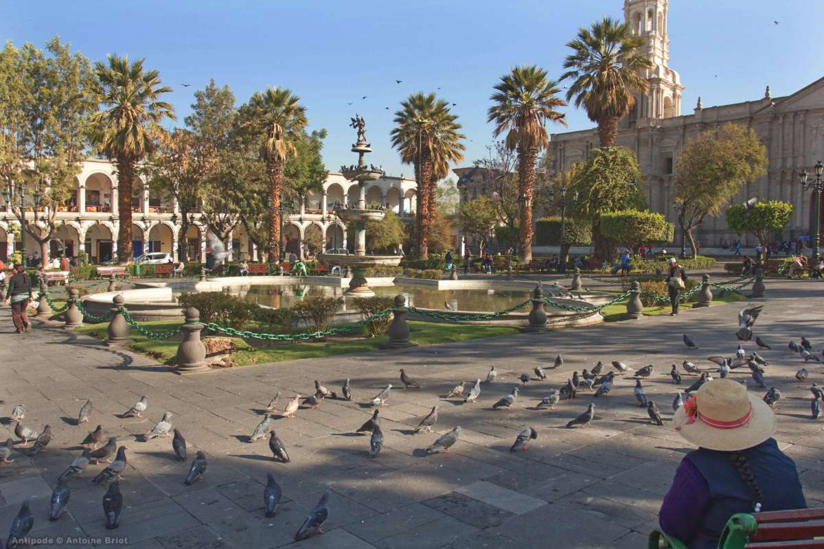 The Main Square (Plaza de Armas)