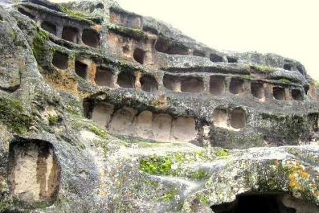 Ventanillas de Otuzco and Combayo