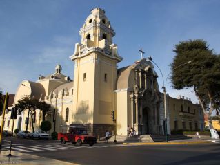 Arrival in Lima