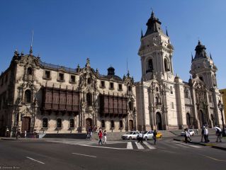 Lima / transfert to Pisco