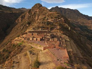 Visit of Pisaq