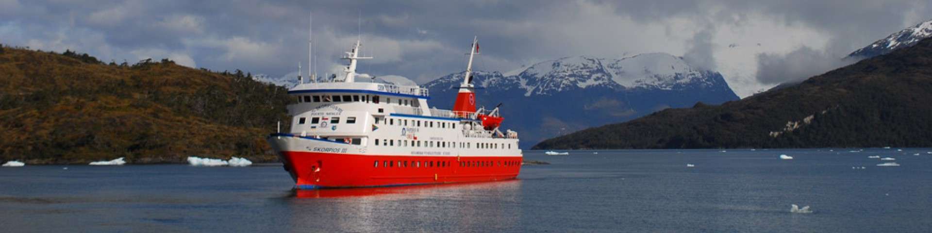 Cruise to discover the glaciers of the south